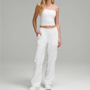 Dance Studio Relaxed-Fit Mid-Rise Cargo Pant In White